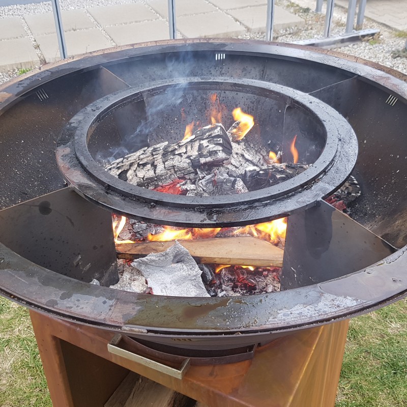 BRASERO GRILL SUR SOCLE EN ACIER CORTEN